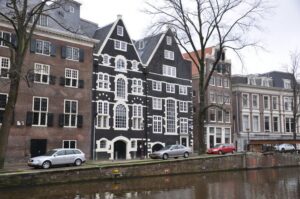 Restaurtatie Stadsbank van lening door Witte Bouw