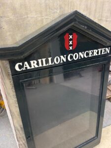 Aankondigingskastje restauratie aan de Zuidertoren door Witte Bouw